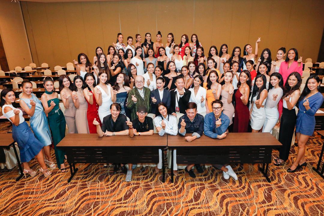 ฟาด ฟาดความสวย เป๊ะ มั่นใจ ... บรรยากาศเข้ากองวันแรก 60 สาวงาม เวที Miss Universe Thailand 2019